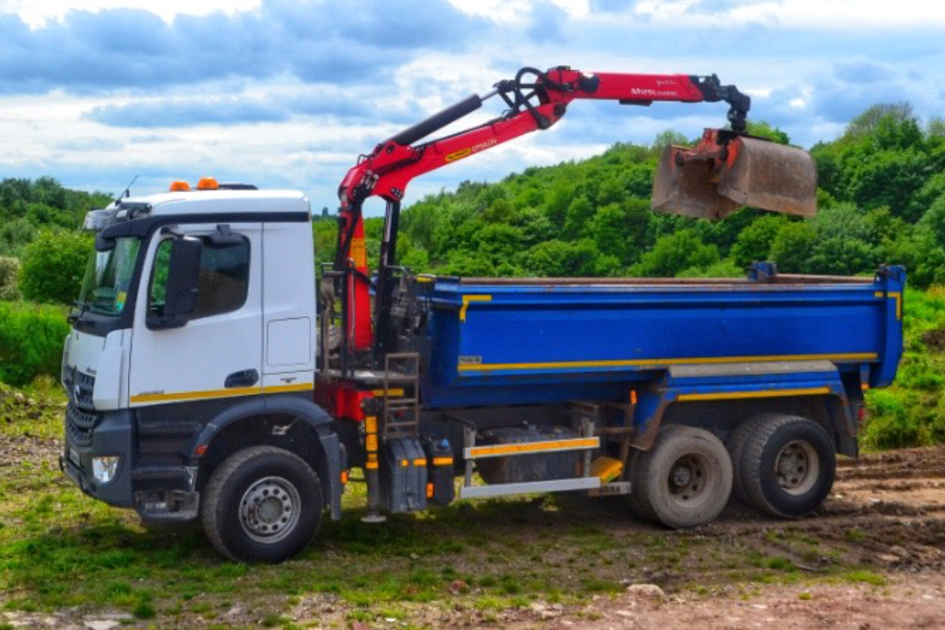 Newcastle Grab Hire