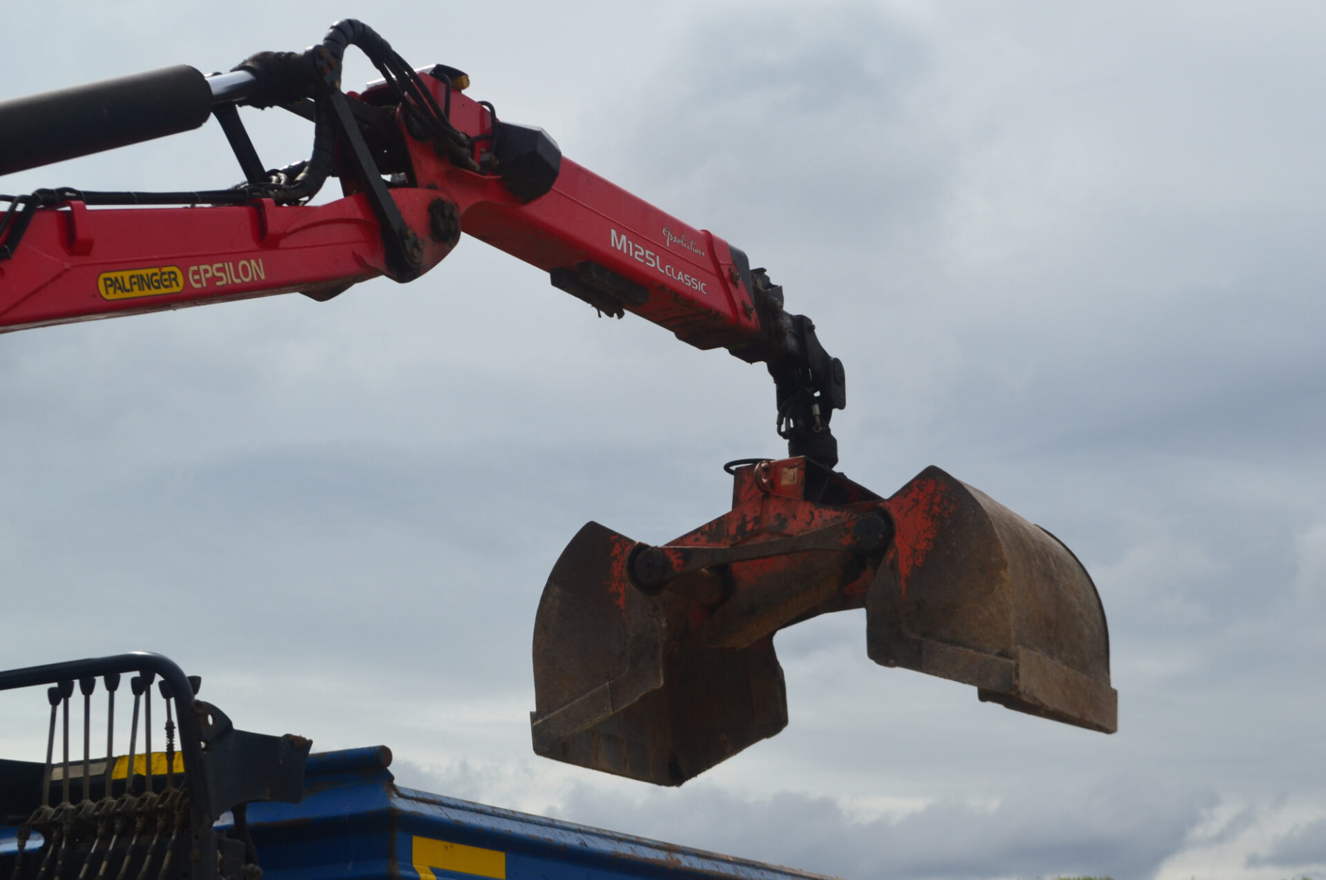 Newcastle Grab Hire